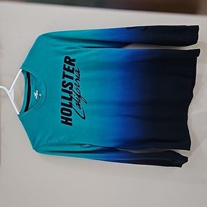 Hollister long sleeve tee, small